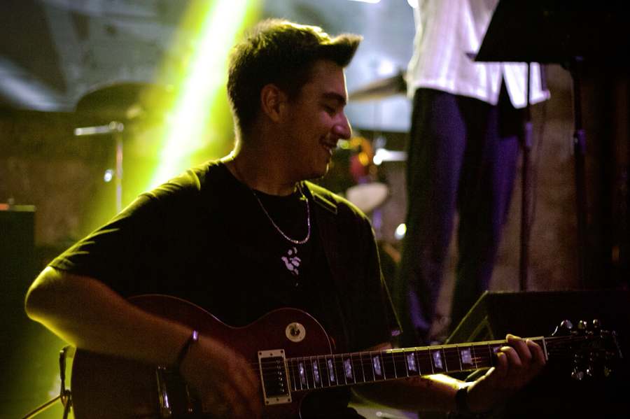 Entrika - Gitar
